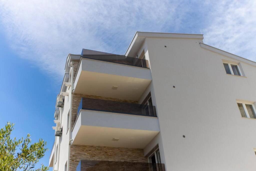 Apartments Ivica #7 Макарска Екстериор снимка